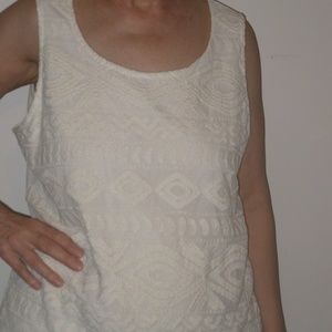 Chico's off white embroidered shell NWT